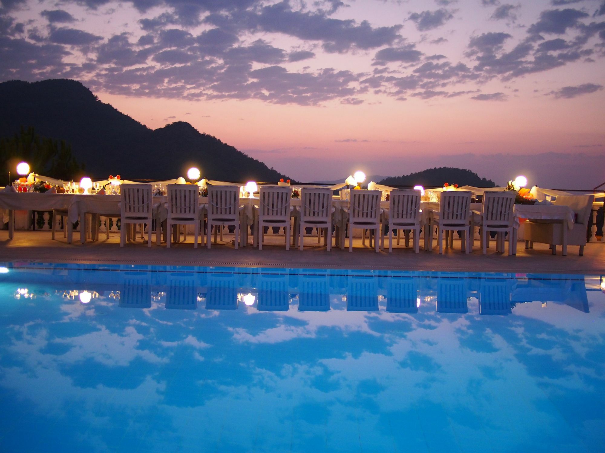 Ph Oeluedeniz Hotell Exteriör bild